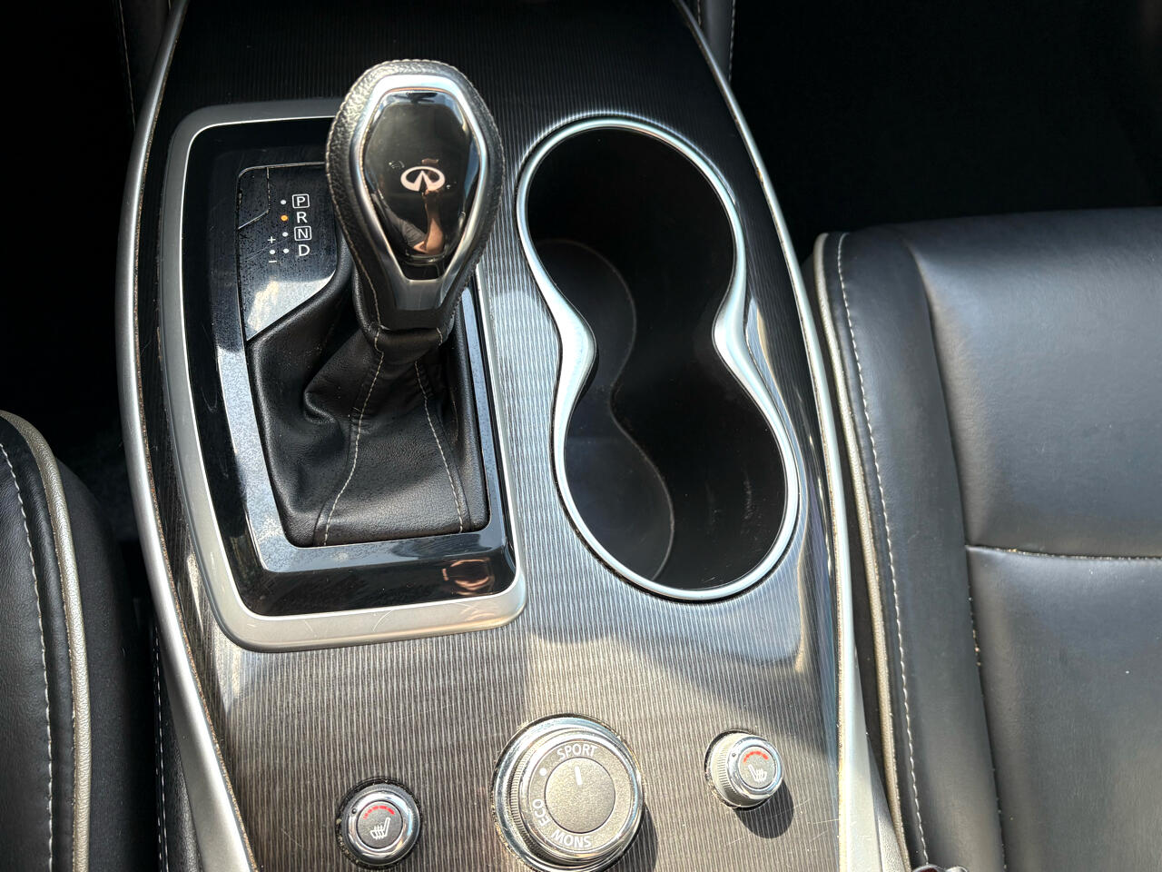 Infiniti QX60 PURE 2020