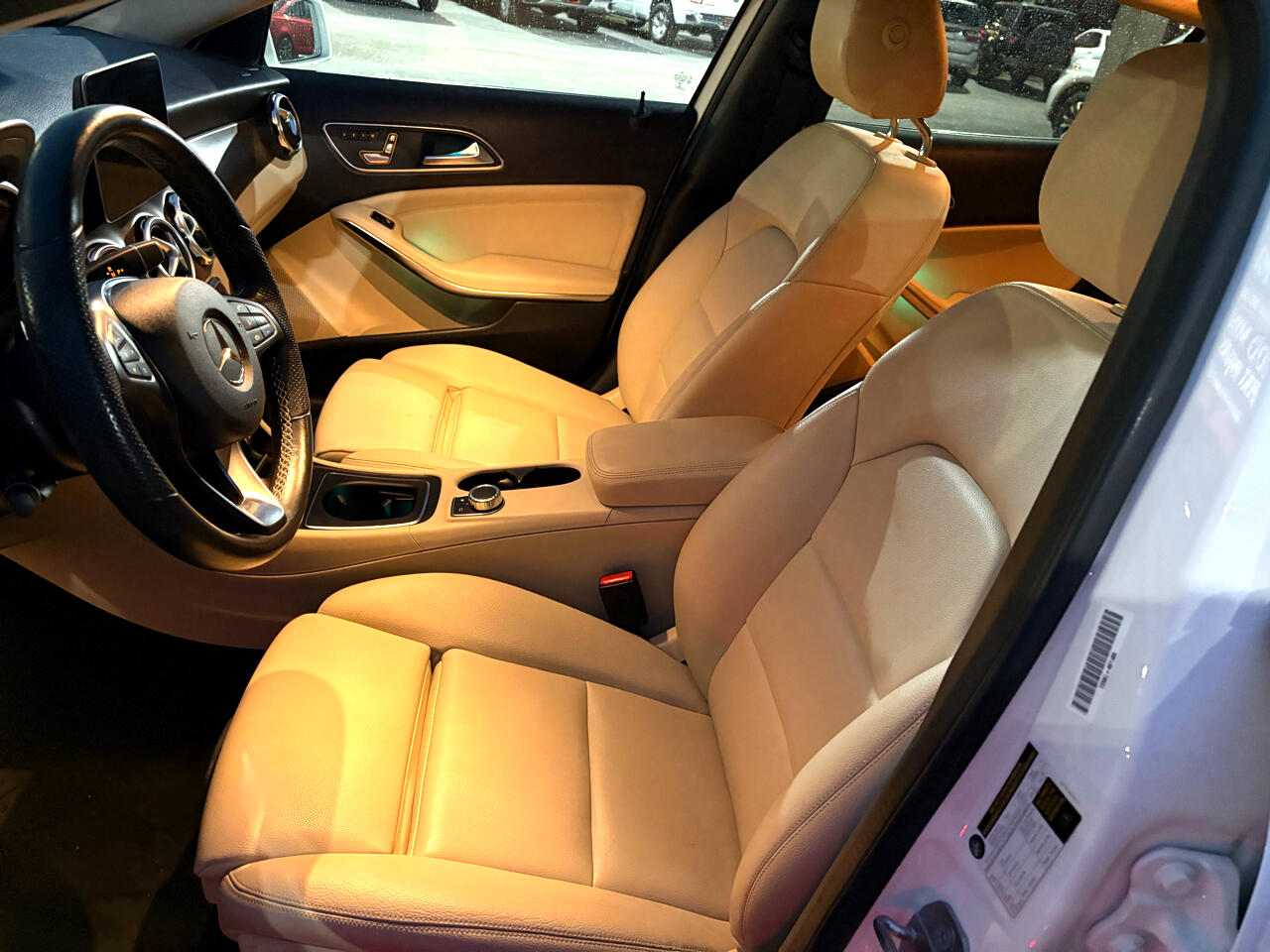 Mercedes-Benz GLA-Class GLA250 2019