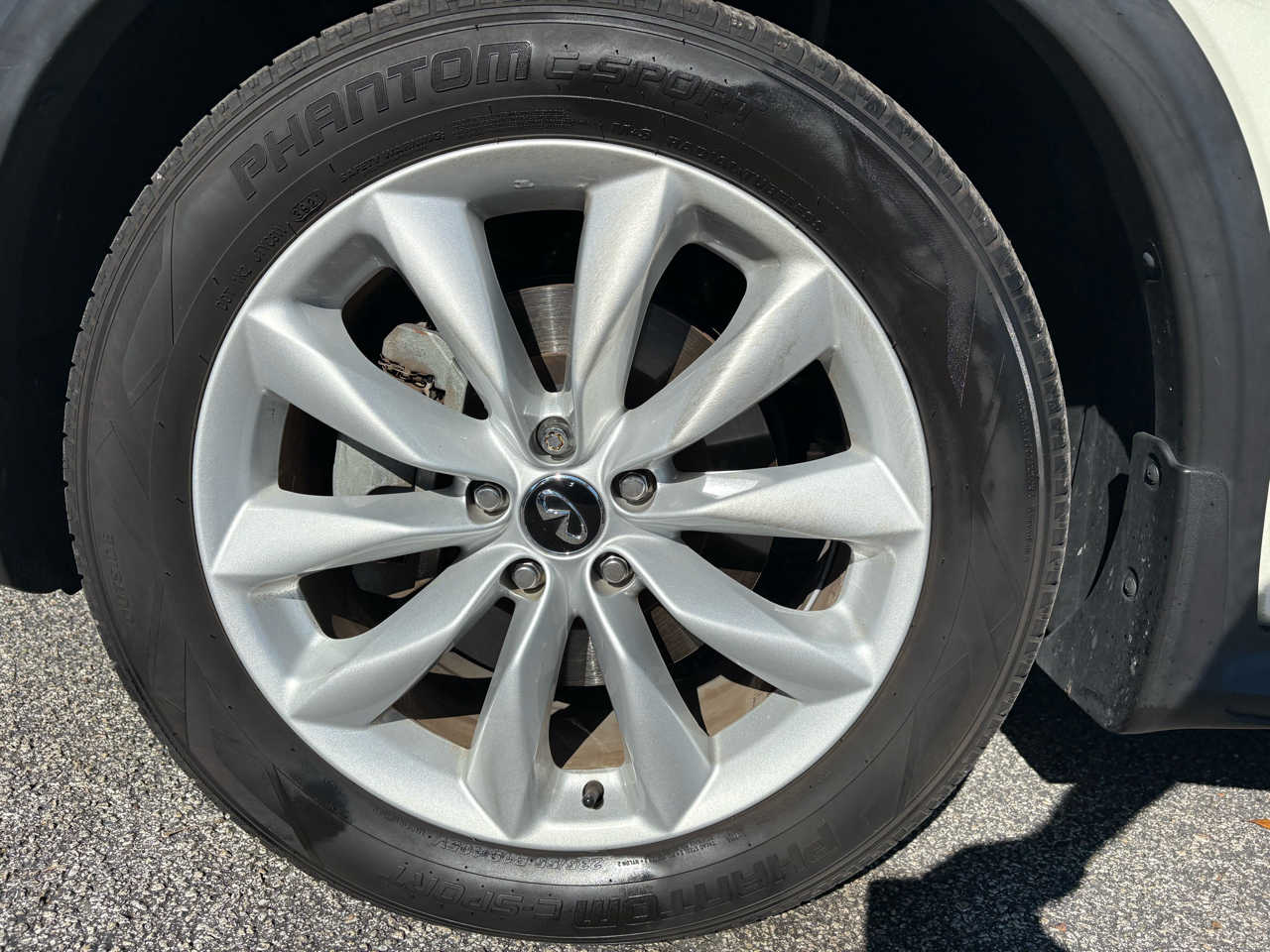 Infiniti QX50 LUXE 2019