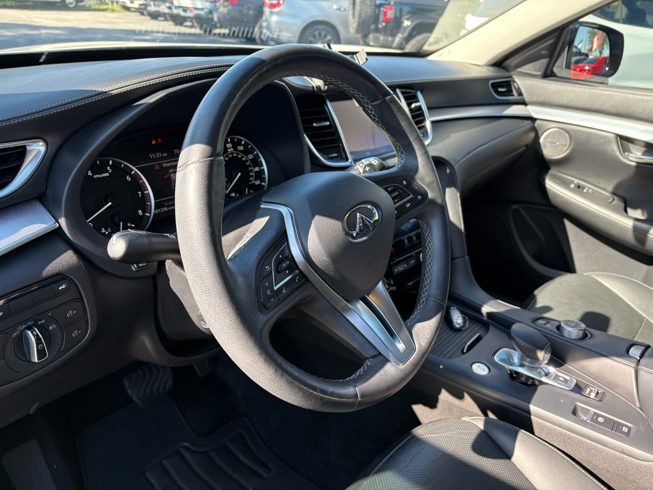 Infiniti QX50 LUXE 2019