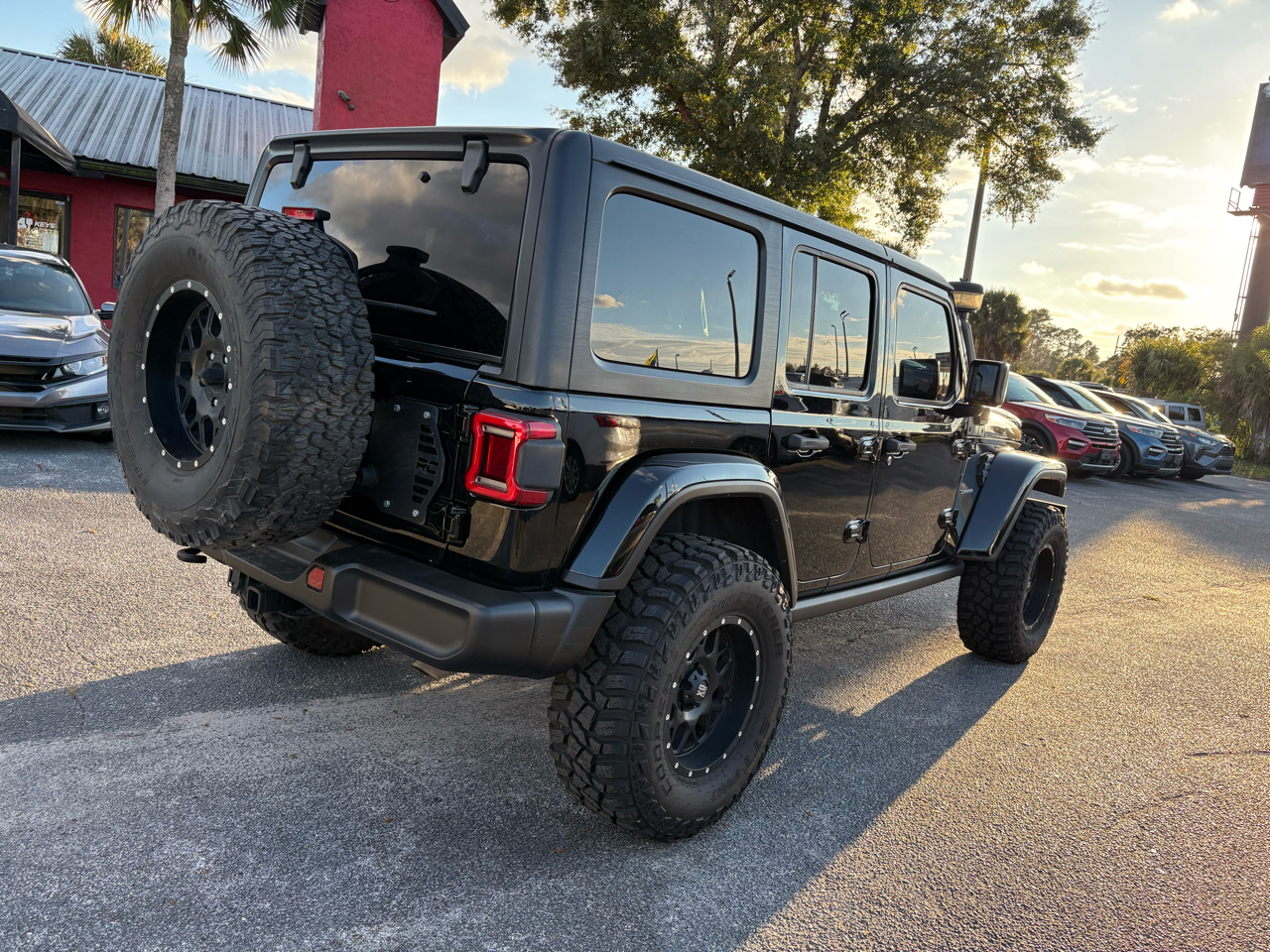 Jeep Wrangler Unlimited Sahara 2018