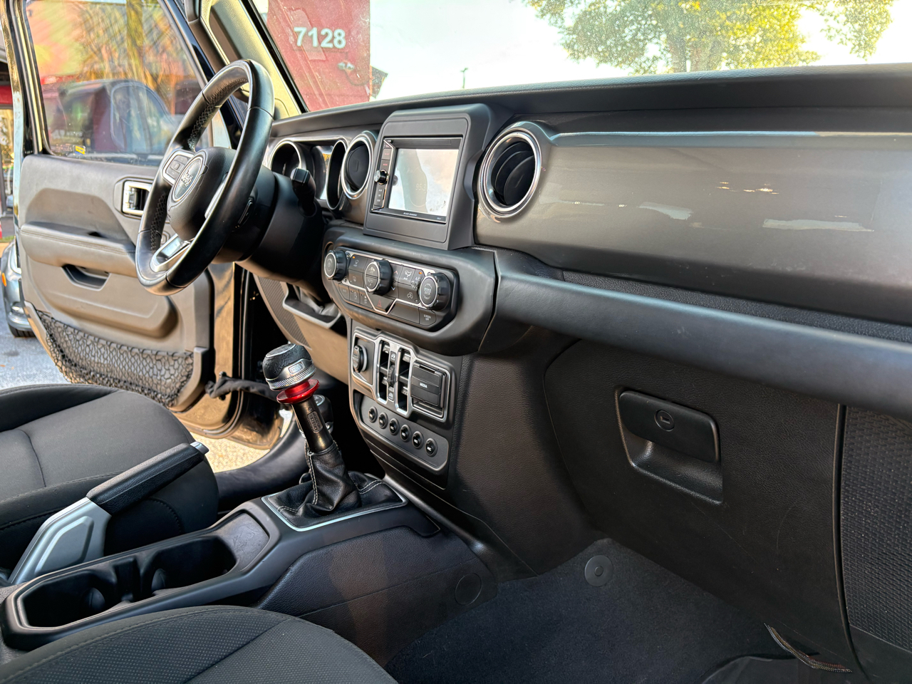 Jeep Wrangler Unlimited Sahara 2018