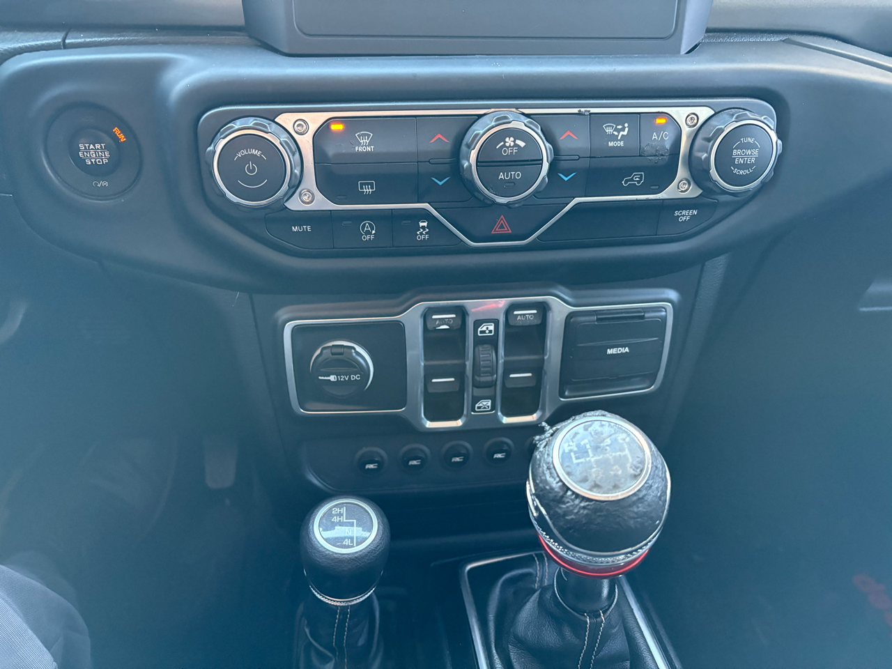 Jeep Wrangler Unlimited Sahara 2018