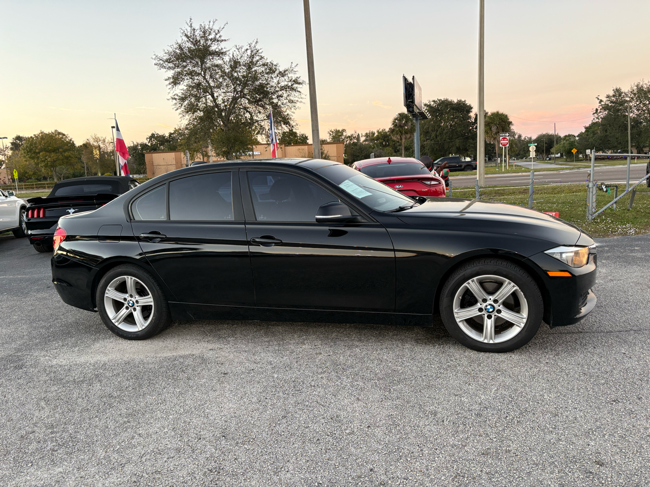 BMW 3-Series 320i Sedan 2015