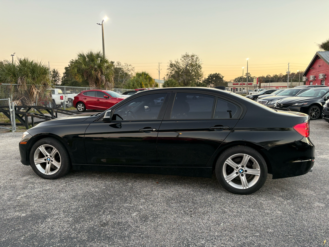 BMW 3-Series 320i Sedan 2015