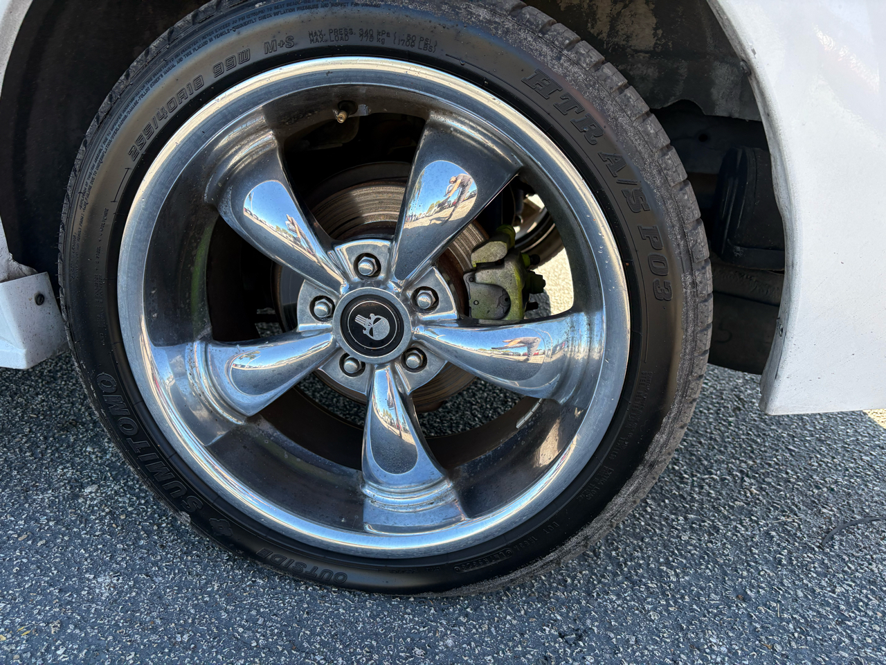 Ford Mustang Standard Coupe 2003