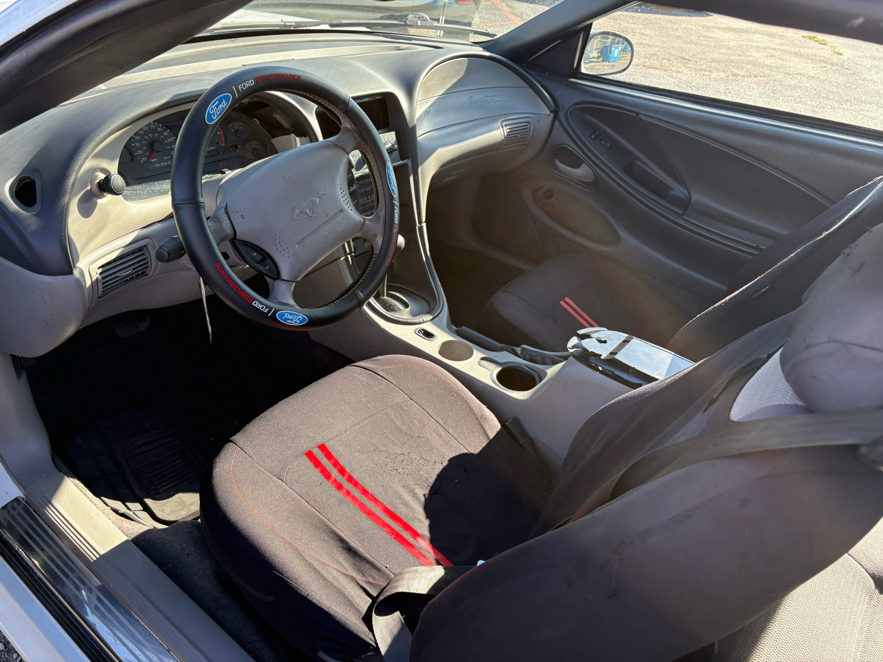 Ford Mustang Standard Coupe 2003