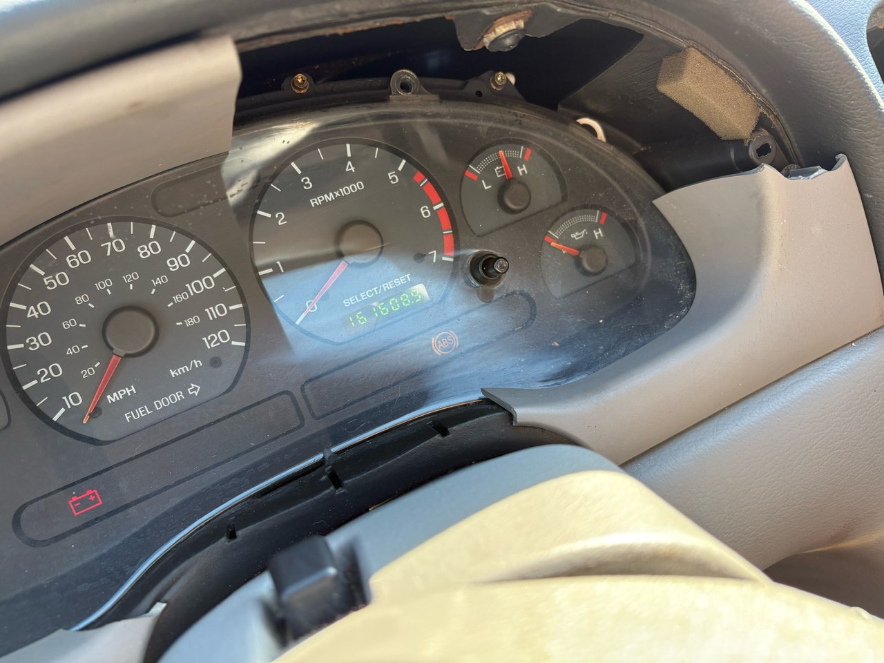 Ford Mustang Standard Coupe 2003