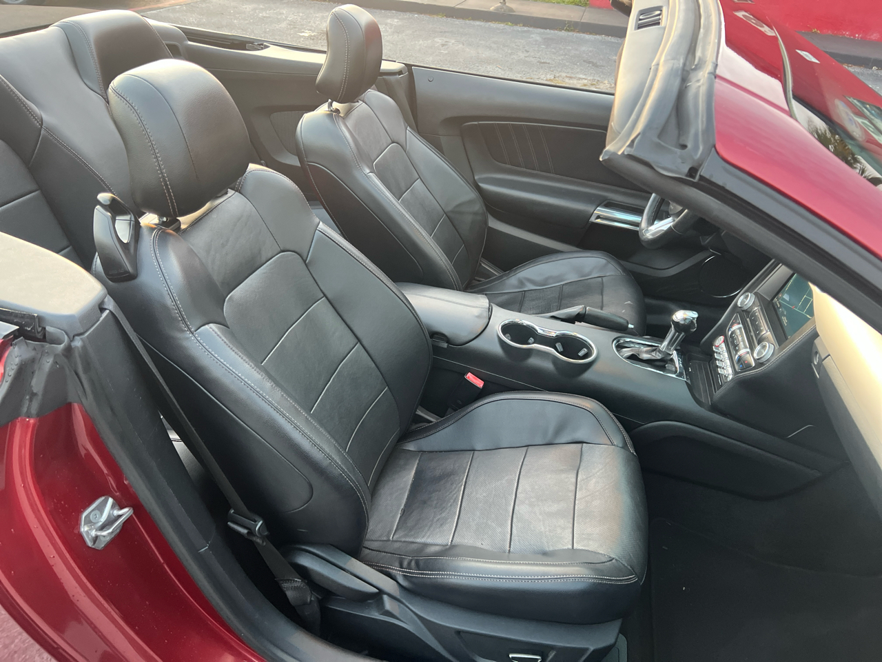 Ford Mustang GT convertible 2016