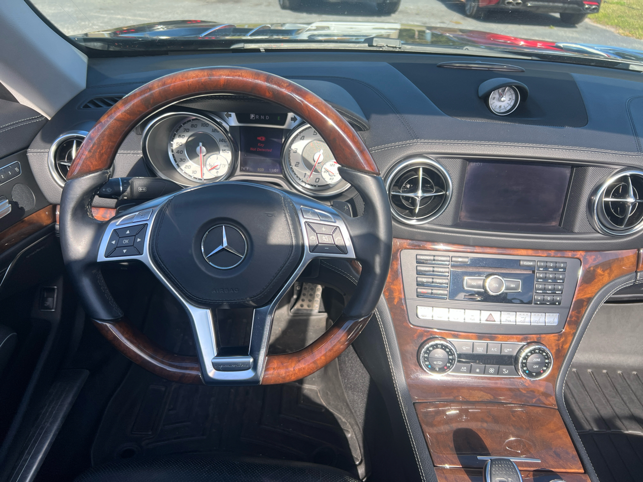 Mercedes-Benz SL-Class SL550R 2014