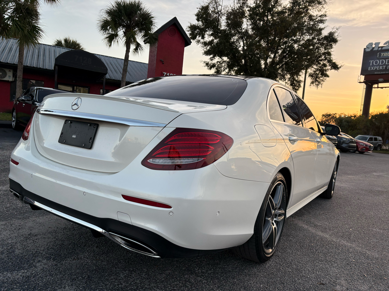Mercedes-Benz E-Class E300 Luxury Sedan 2018