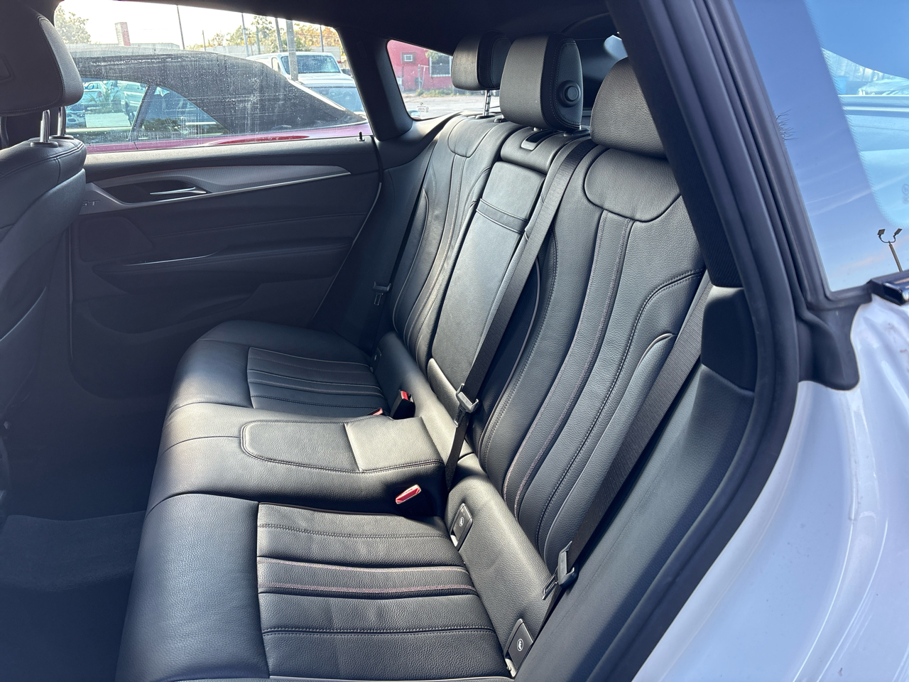 BMW 6-Series Gran Turismo 640i xDrive 2019
