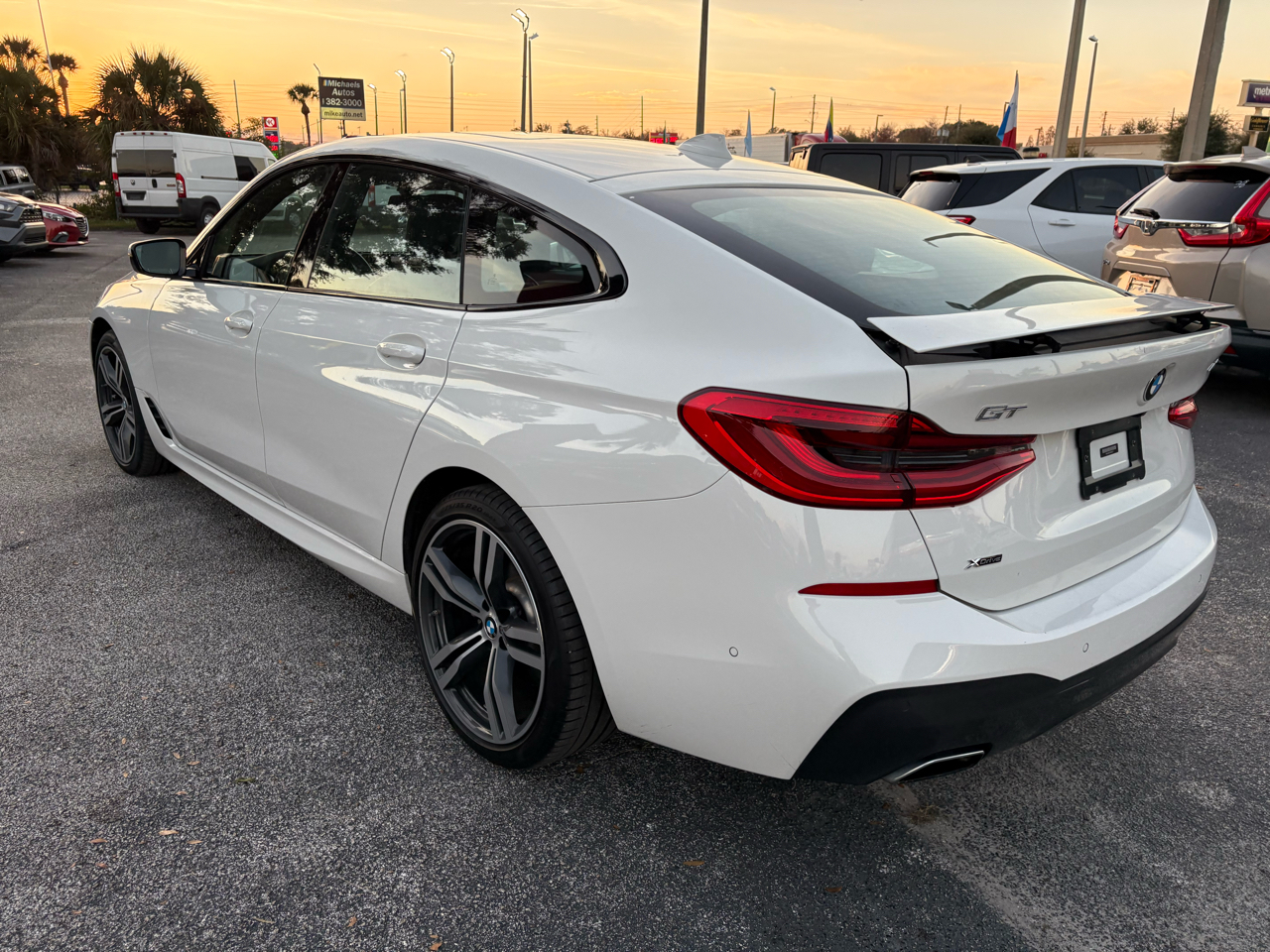BMW 6-Series Gran Turismo 640i xDrive 2019