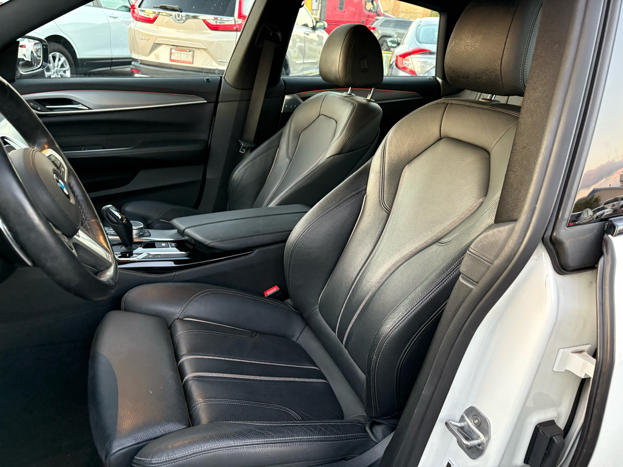 BMW 6-Series Gran Turismo 640i xDrive 2019