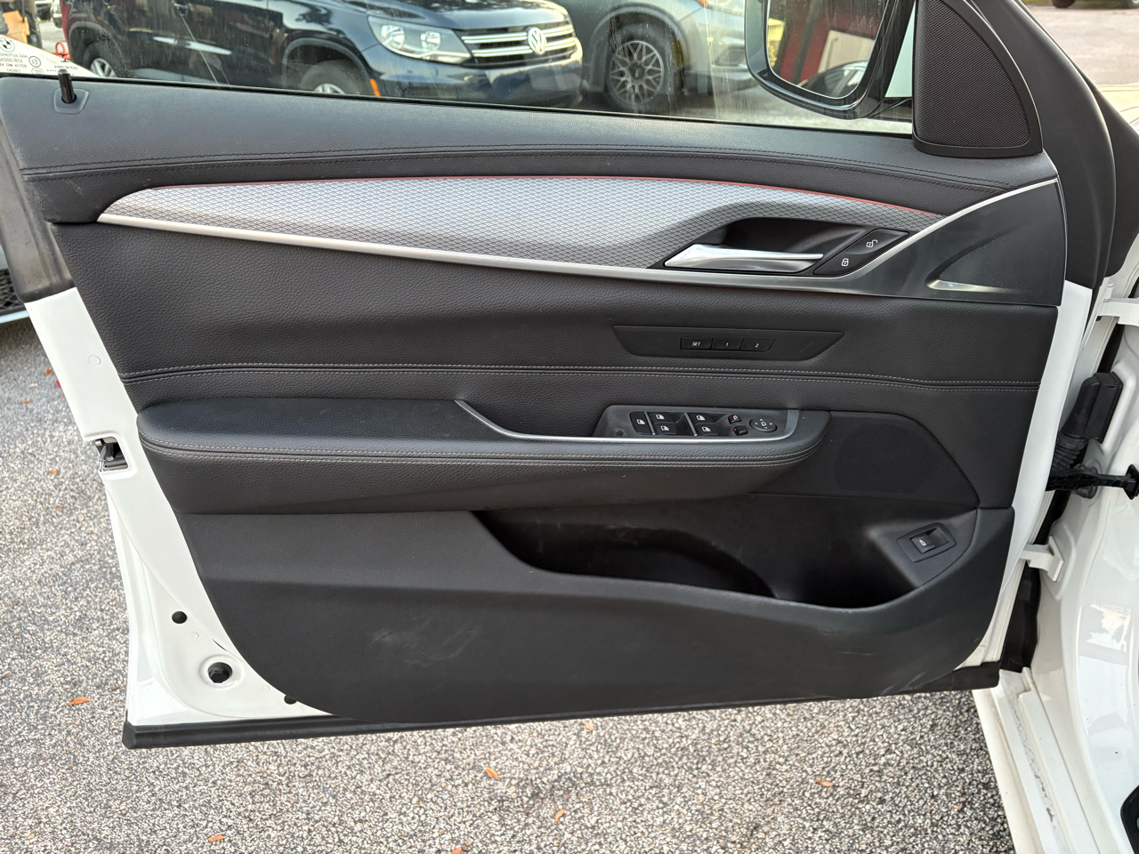 BMW 6-Series Gran Turismo 640i xDrive 2019