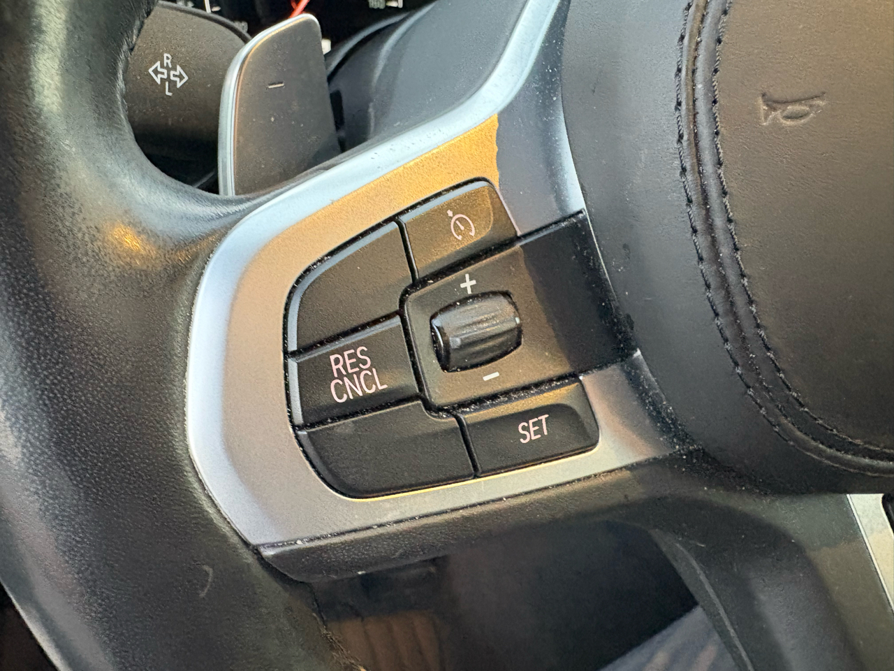 BMW 6-Series Gran Turismo 640i xDrive 2019