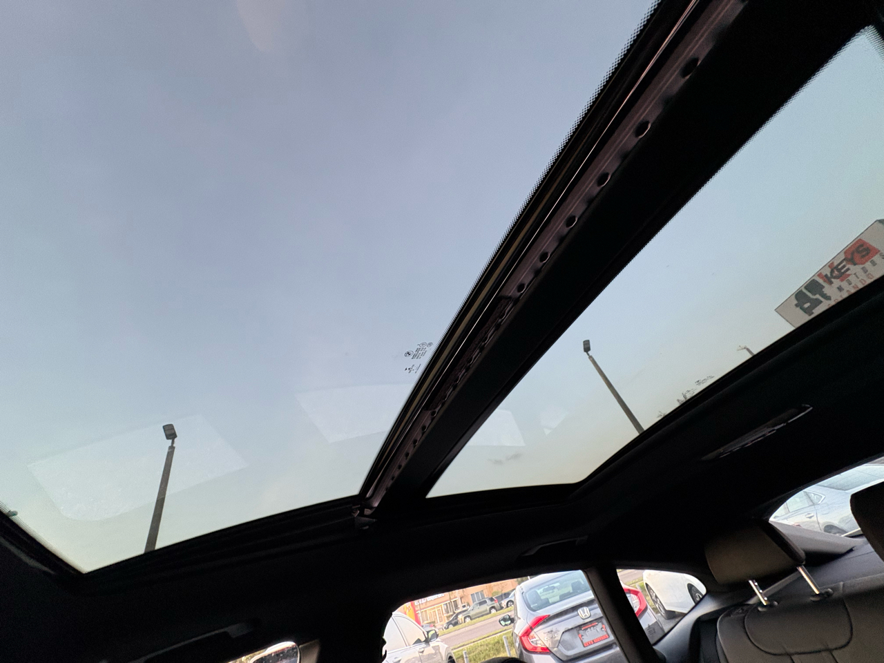 BMW 6-Series Gran Turismo 640i xDrive 2019