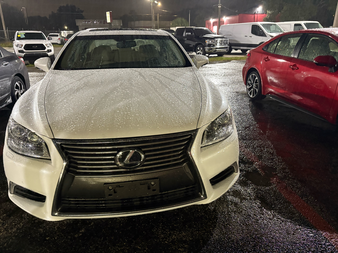 Lexus LS 460 RWD 2017