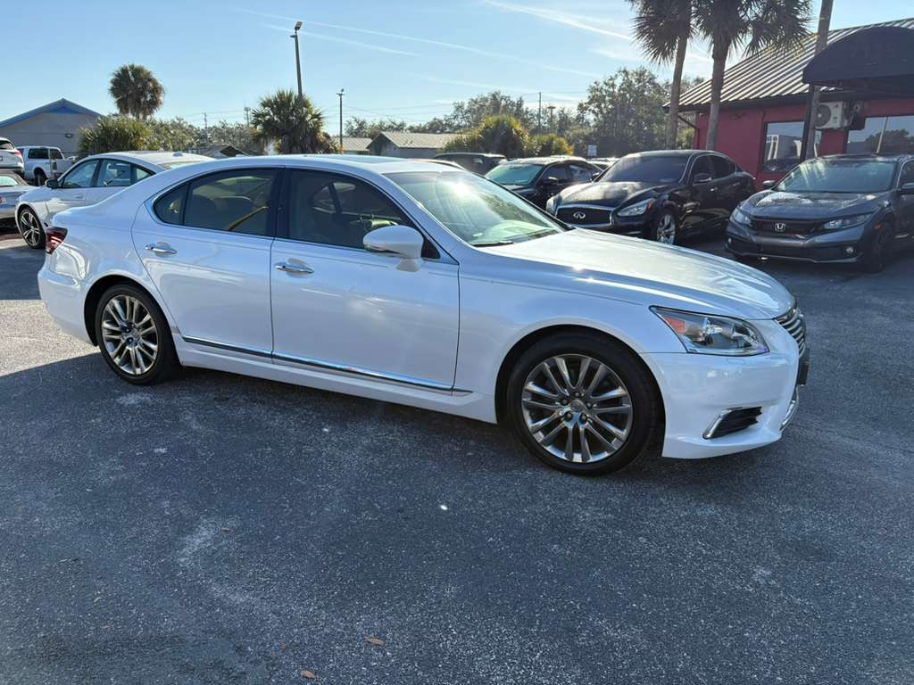 Lexus LS 460 RWD 2017