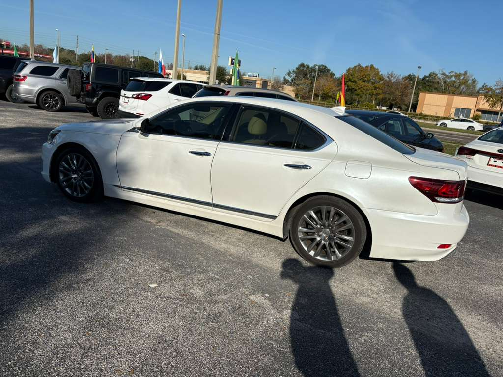 Lexus LS 460 RWD 2017