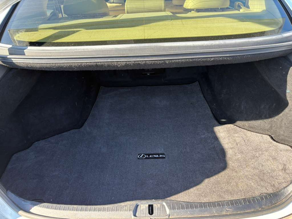 Lexus LS 460 RWD 2017