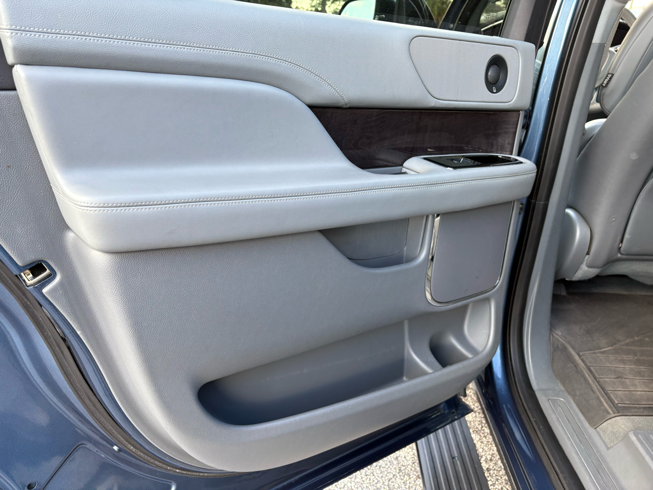 Lincoln Navigator L Reserve 4WD 2019