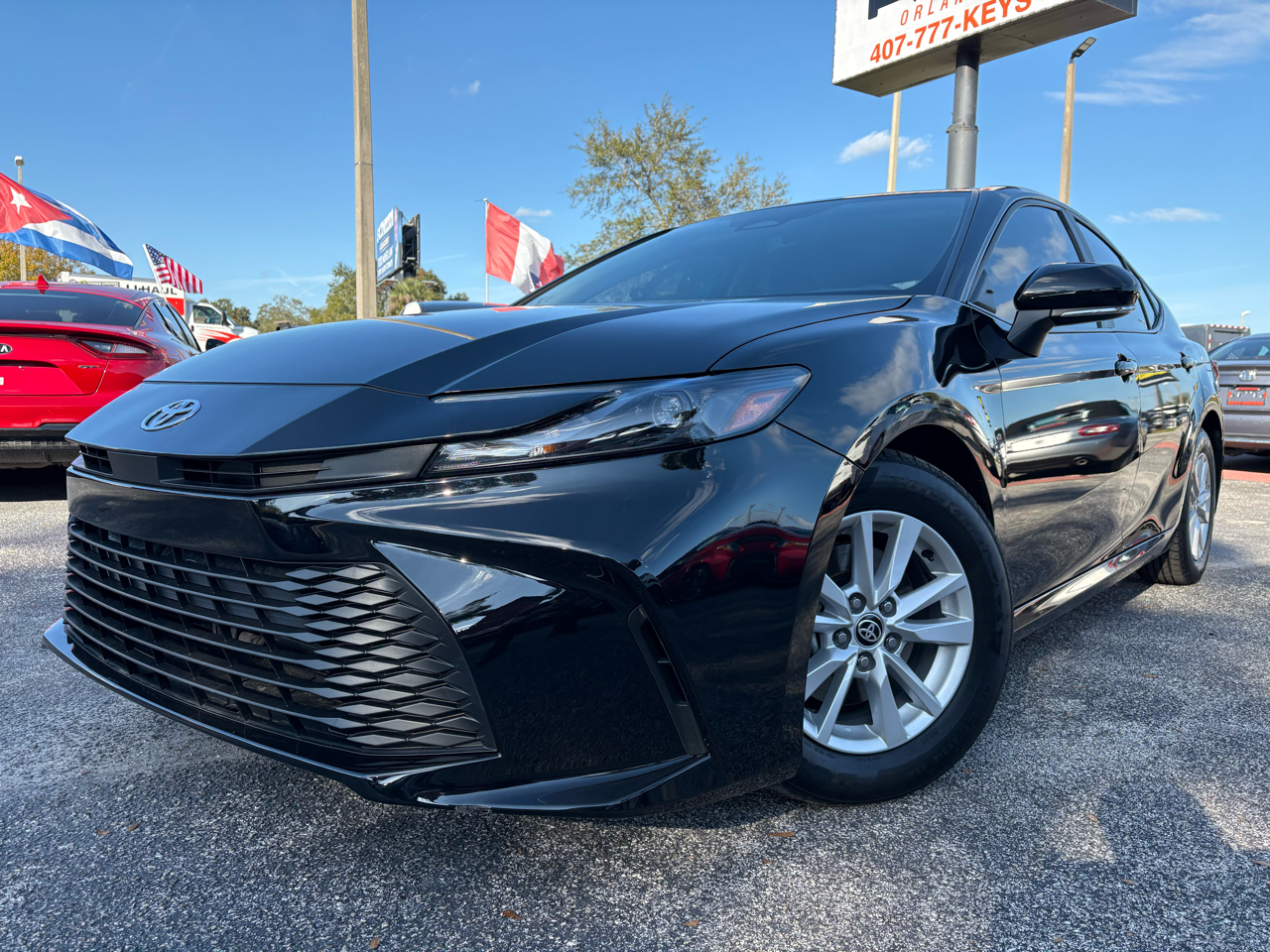 2025 Toyota Camry Hybrid XLE