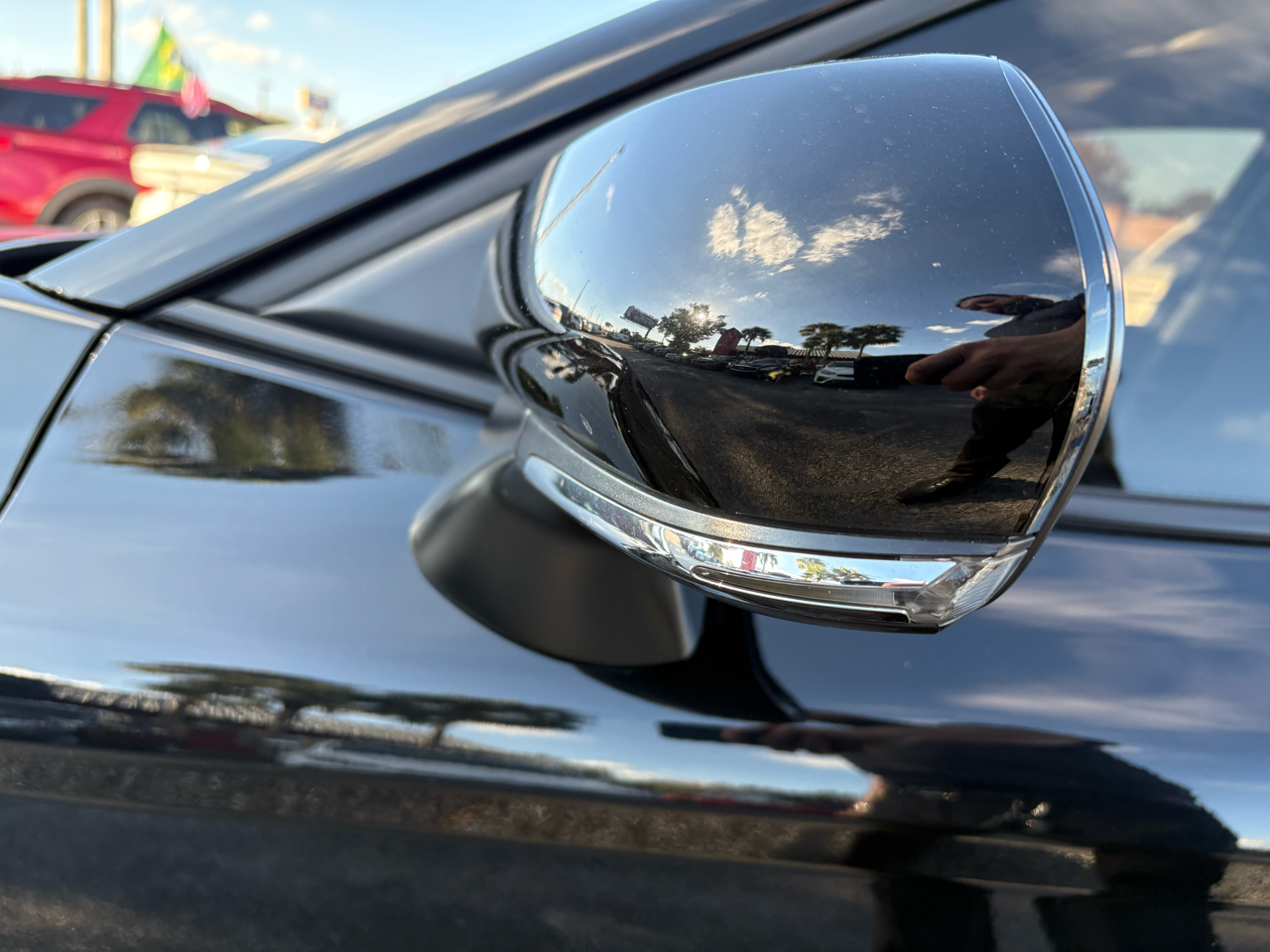 Toyota Camry Hybrid XLE 2025