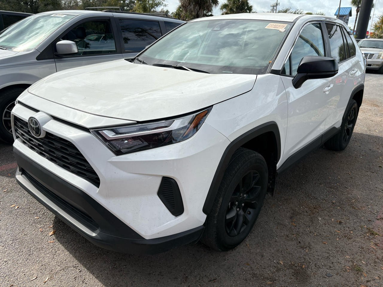 2023 Toyota RAV4 LE