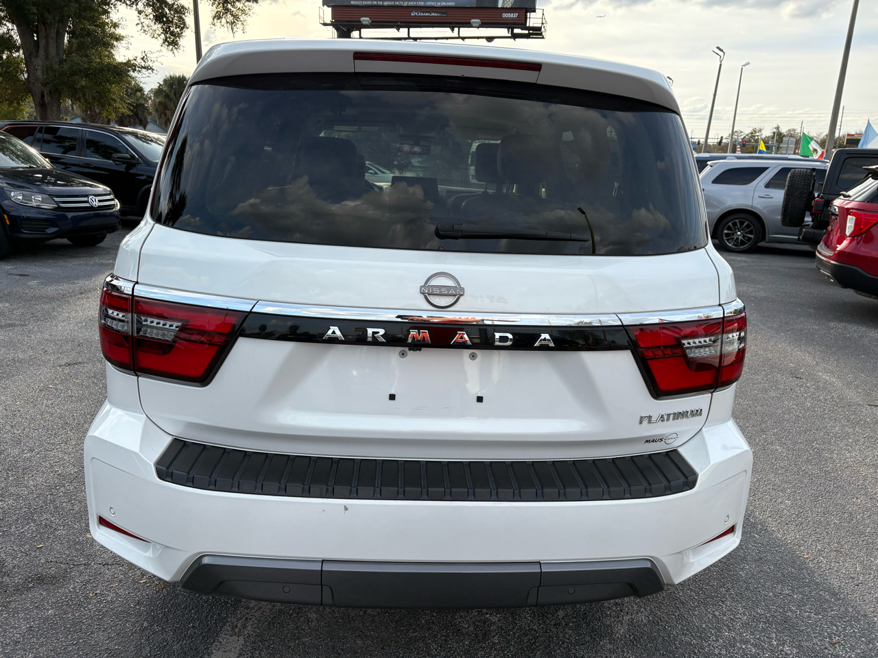 Nissan Armada Platinum 2WD 2021