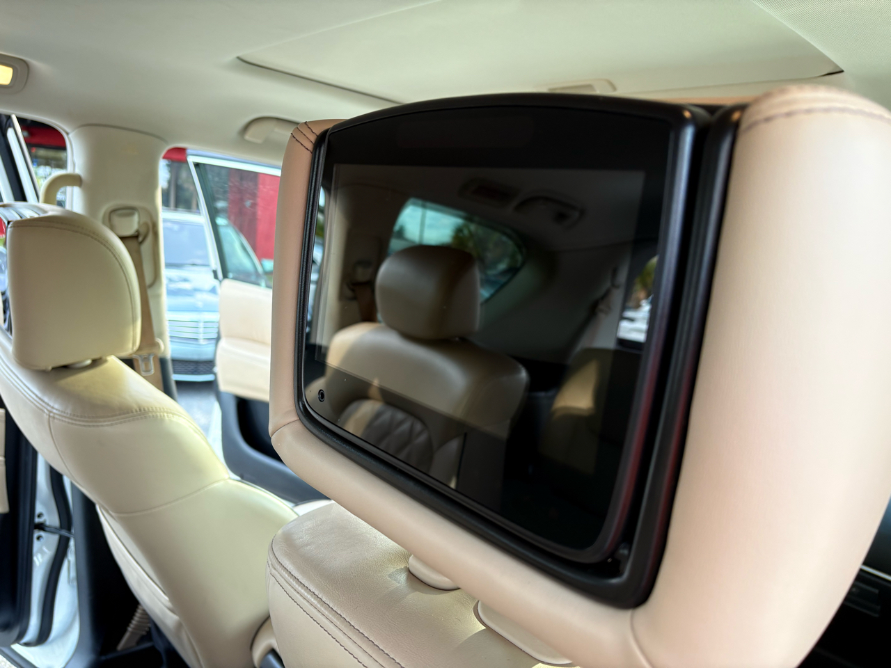 Nissan Armada Platinum 2WD 2021