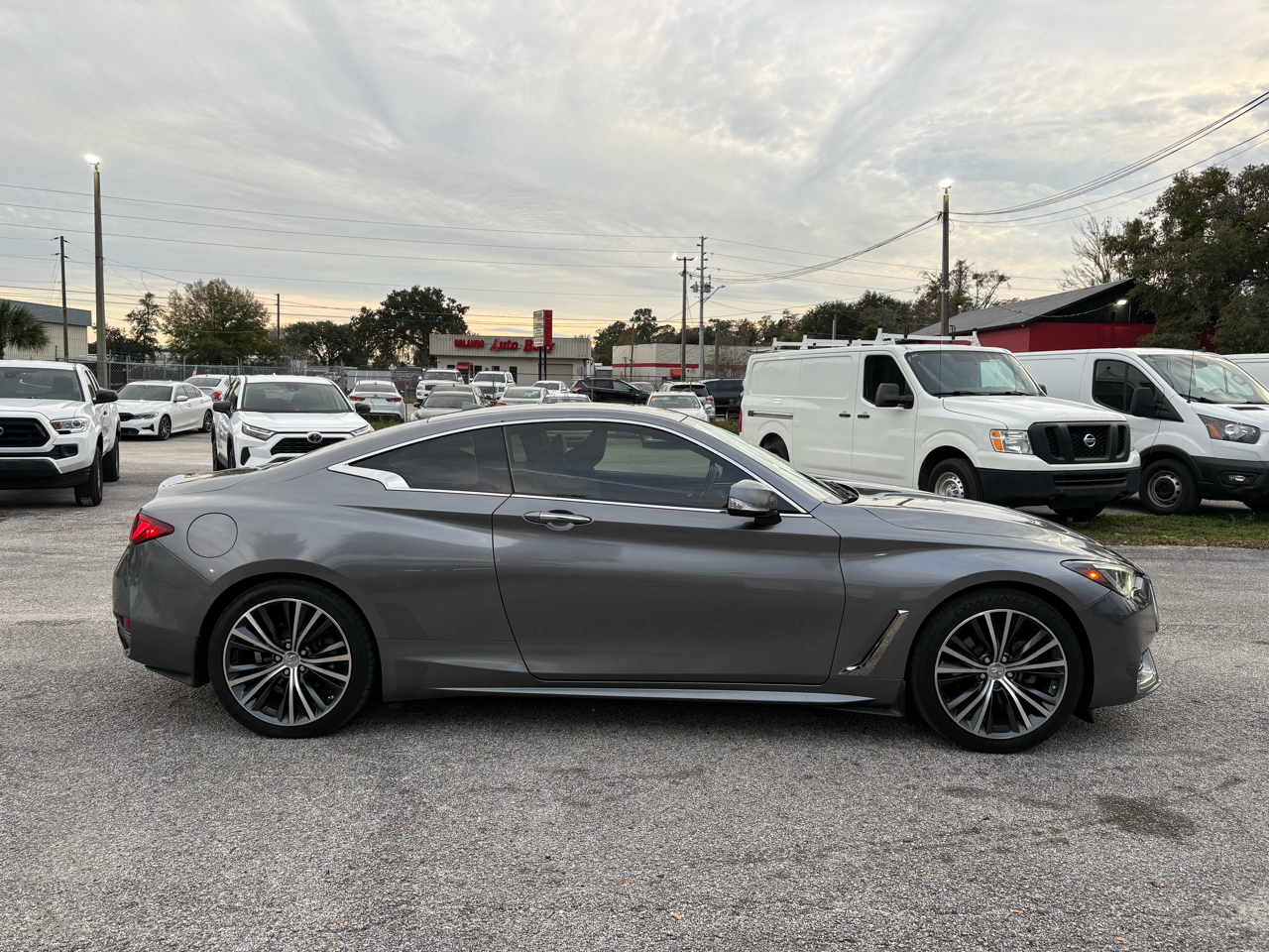 Infiniti Q60 2.0t AWD 2017