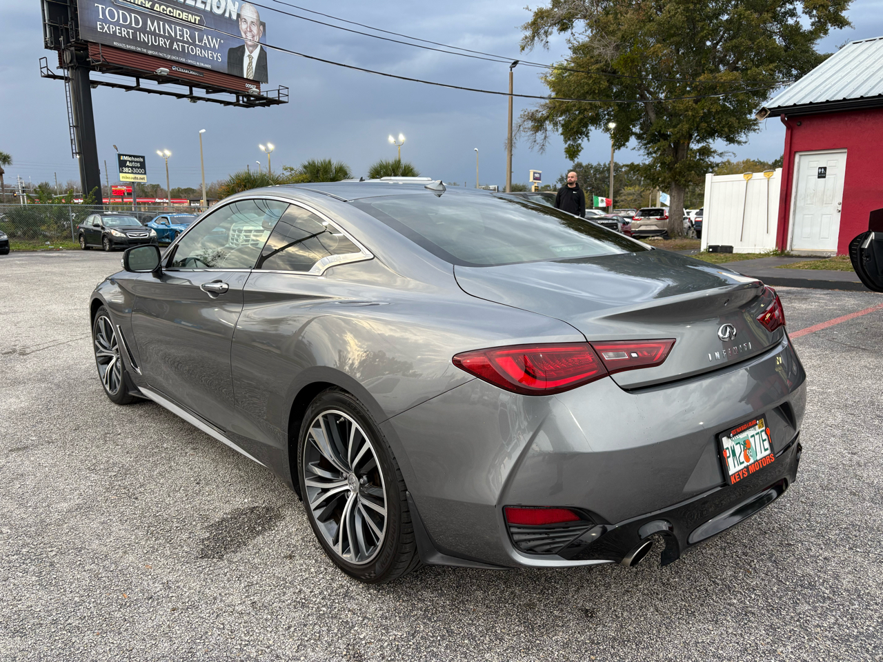 Infiniti Q60 2.0t AWD 2017