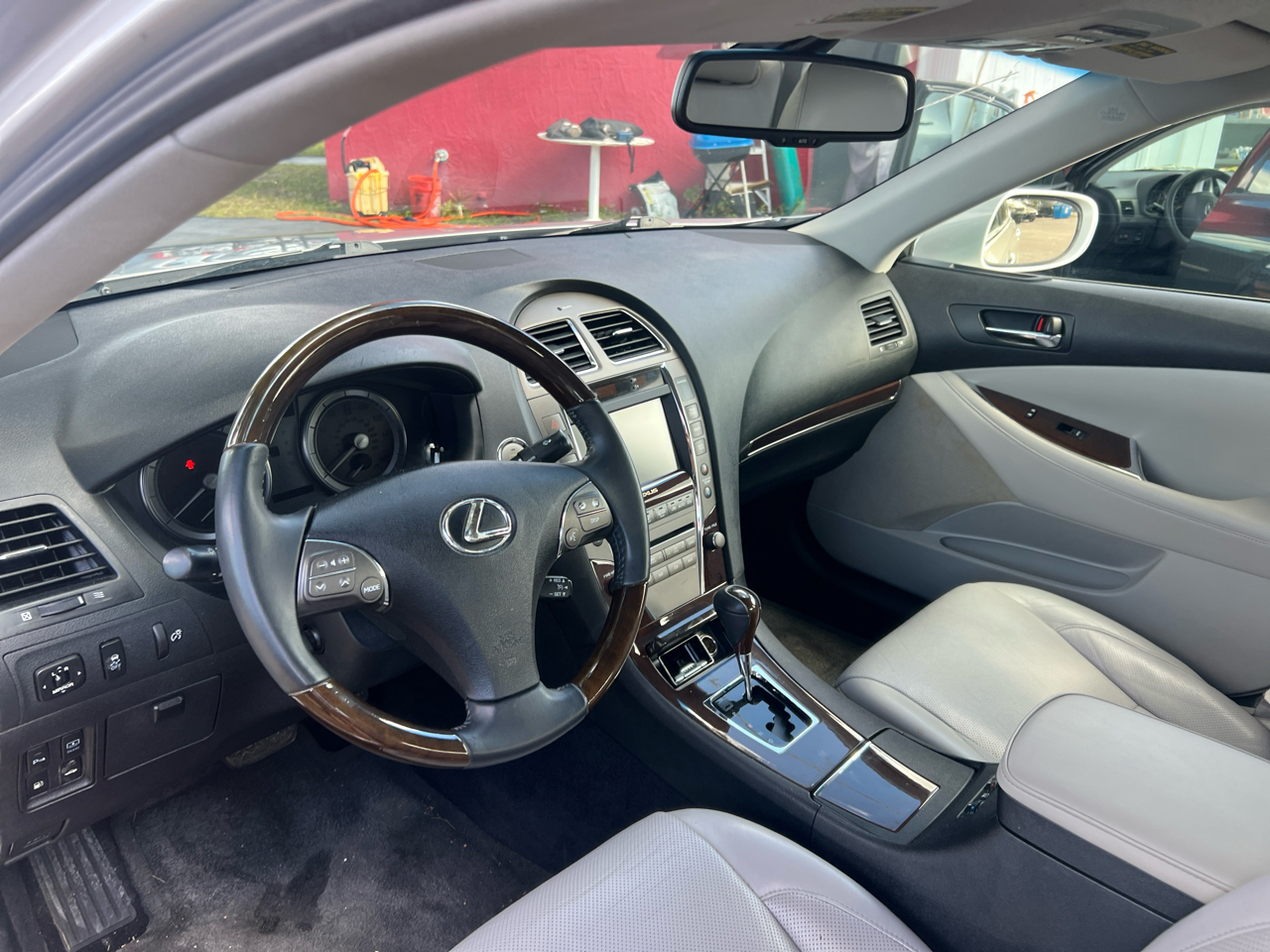Lexus ES 350 Sedan 2012