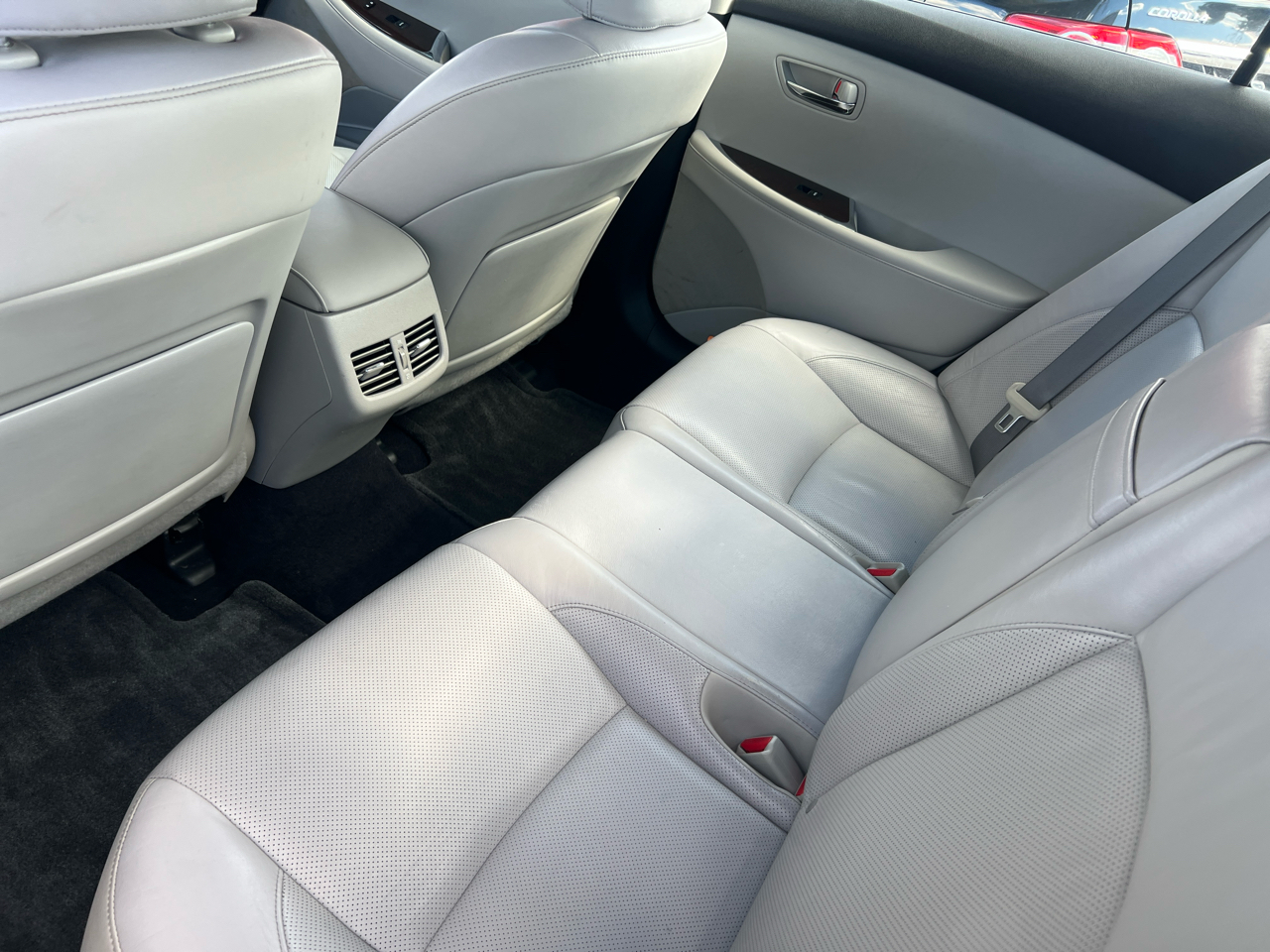 Lexus ES 350 Sedan 2012