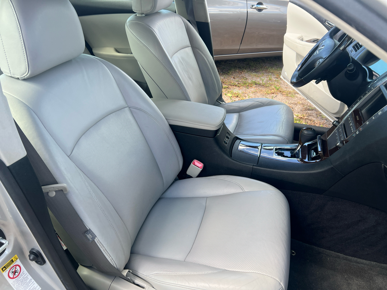 Lexus ES 350 Sedan 2012