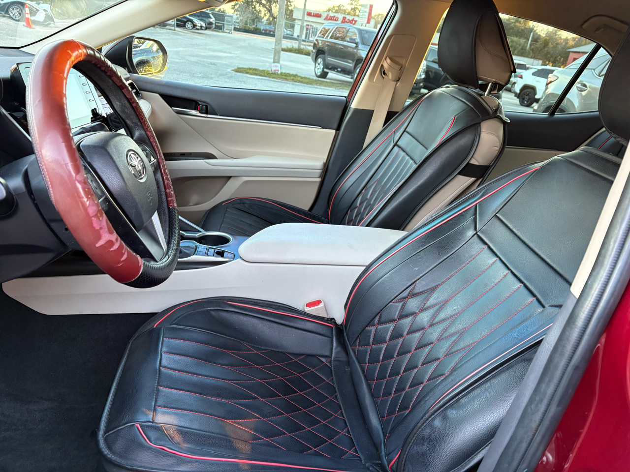 Toyota Camry Hybrid LE 2022