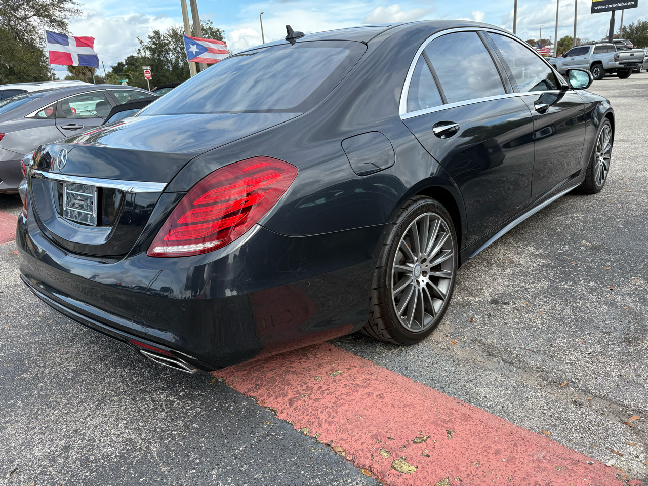 Mercedes-Benz S-Class S550 2014