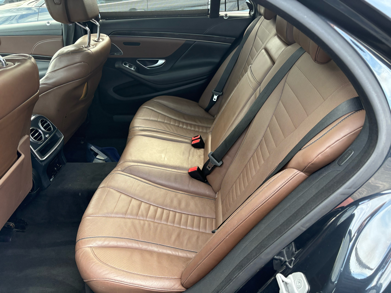 Mercedes-Benz S-Class S550 2014