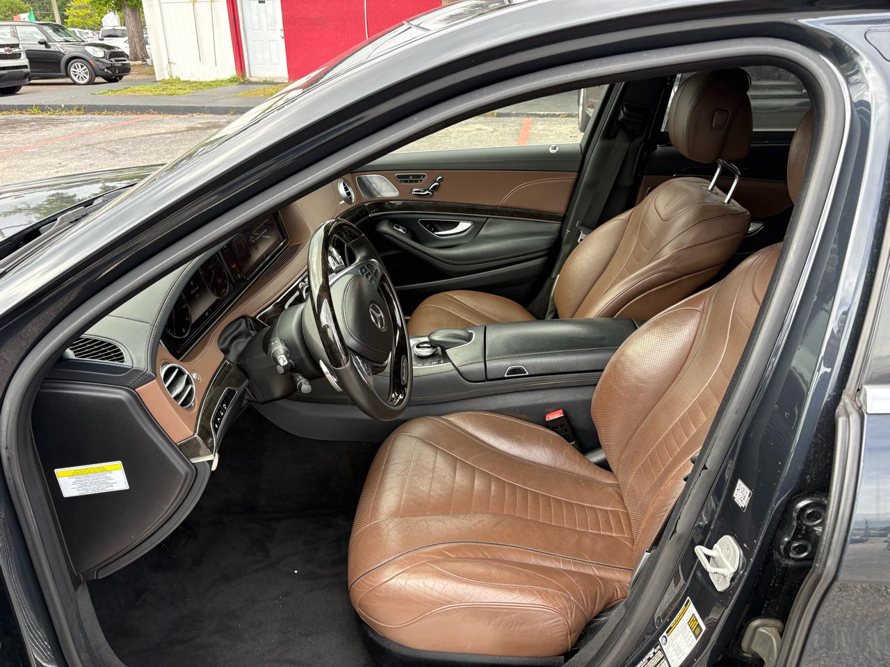 Mercedes-Benz S-Class S550 2014