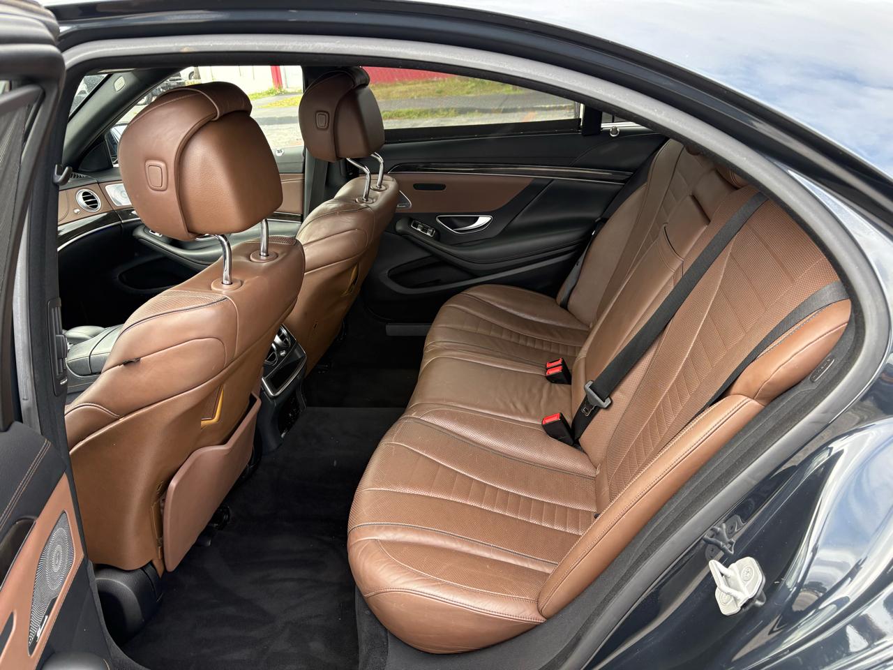 Mercedes-Benz S-Class S550 2014