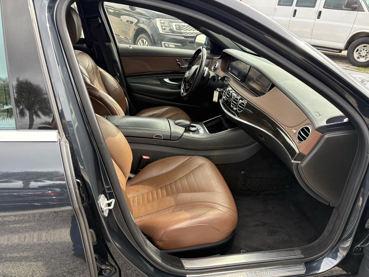 Mercedes-Benz S-Class S550 2014
