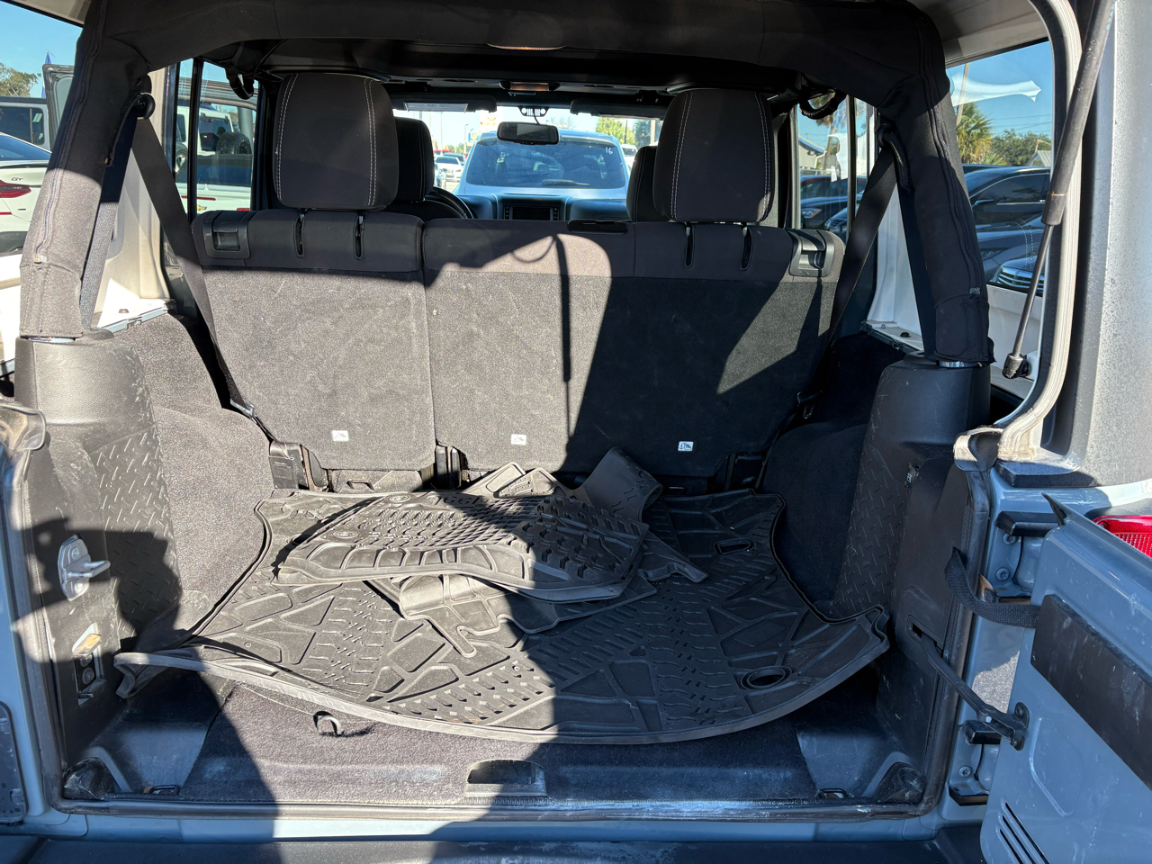 Jeep Wrangler Unlimited Rubicon 4WD 2015