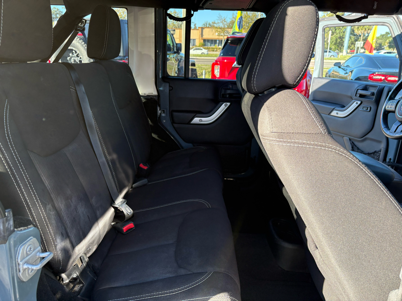 Jeep Wrangler Unlimited Rubicon 4WD 2015