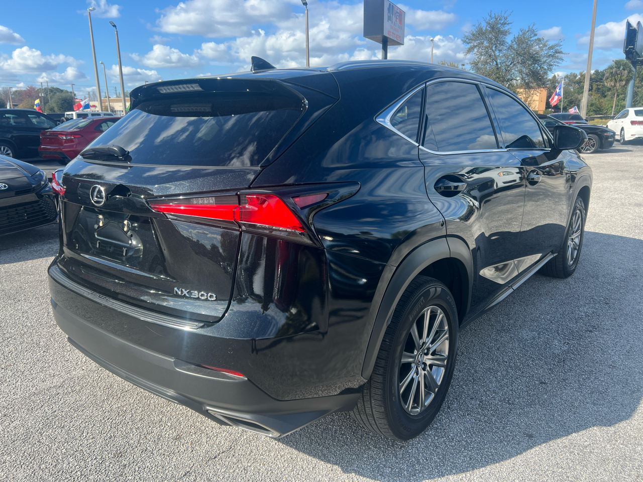 Lexus NX 300  2019