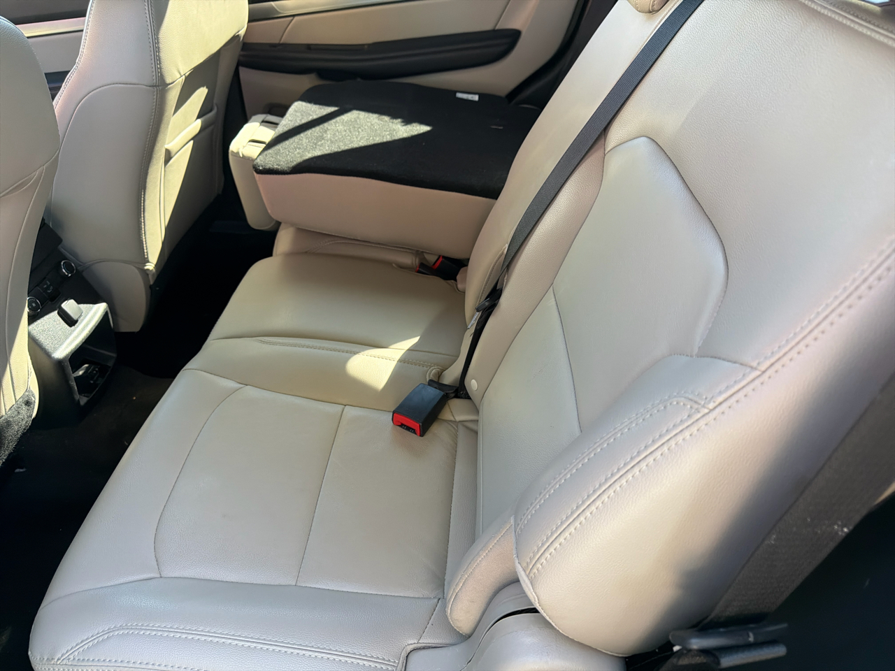 Ford Explorer XLT 4WD 2018