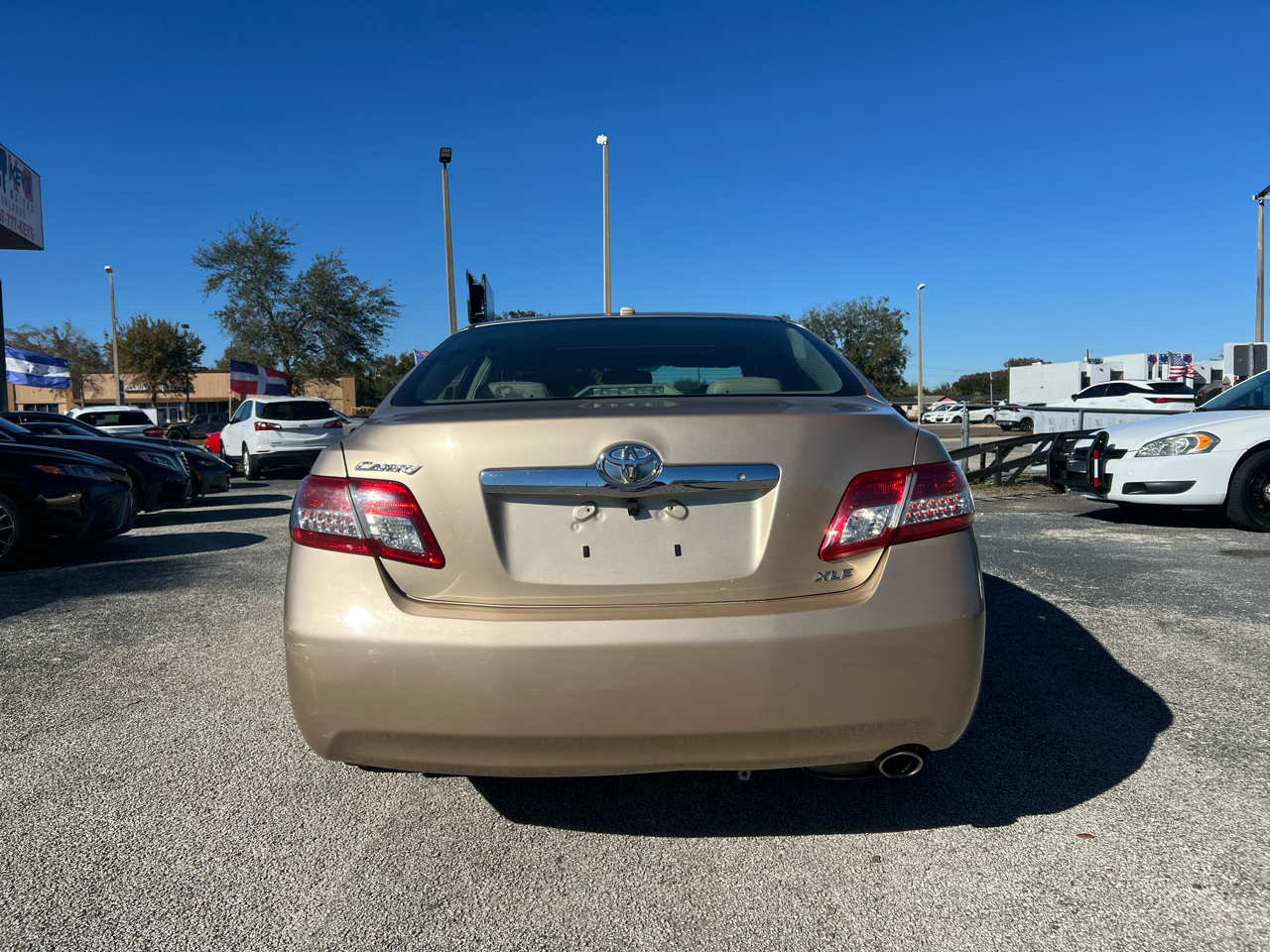 Toyota Camry 4dr Sdn XLE Auto 2010