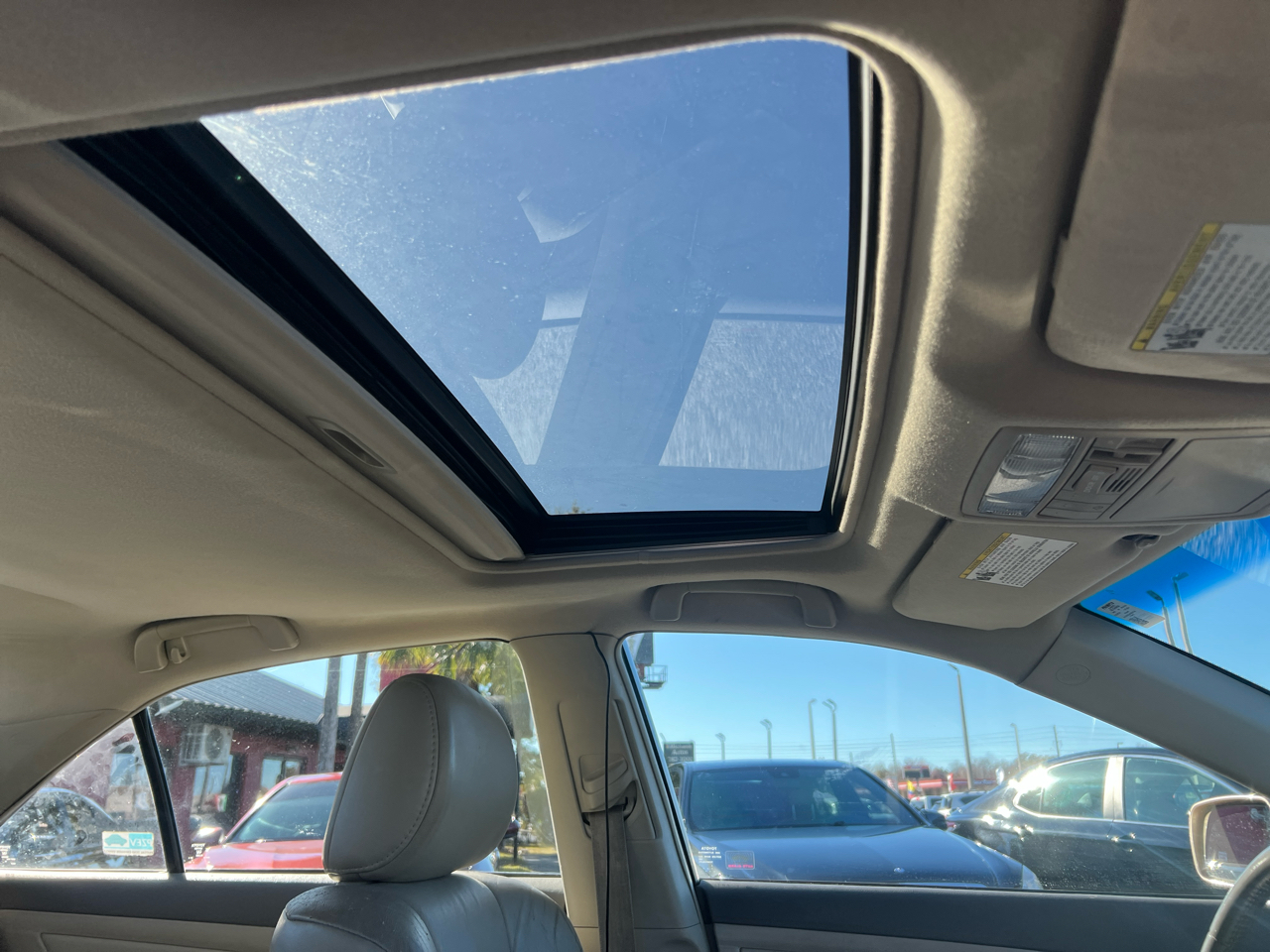 Toyota Camry 4dr Sdn XLE Auto 2010