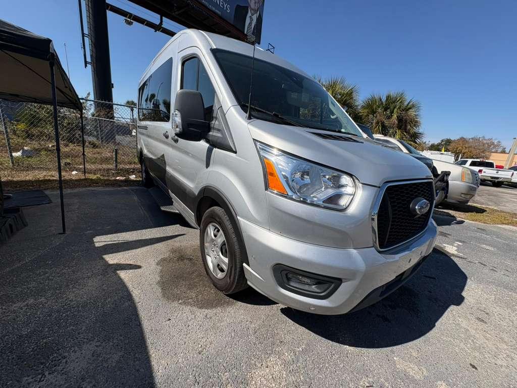 Ford Transit 350 Wagon Med. Roof XL w/Sliding Pass. 148-in. WB 2021