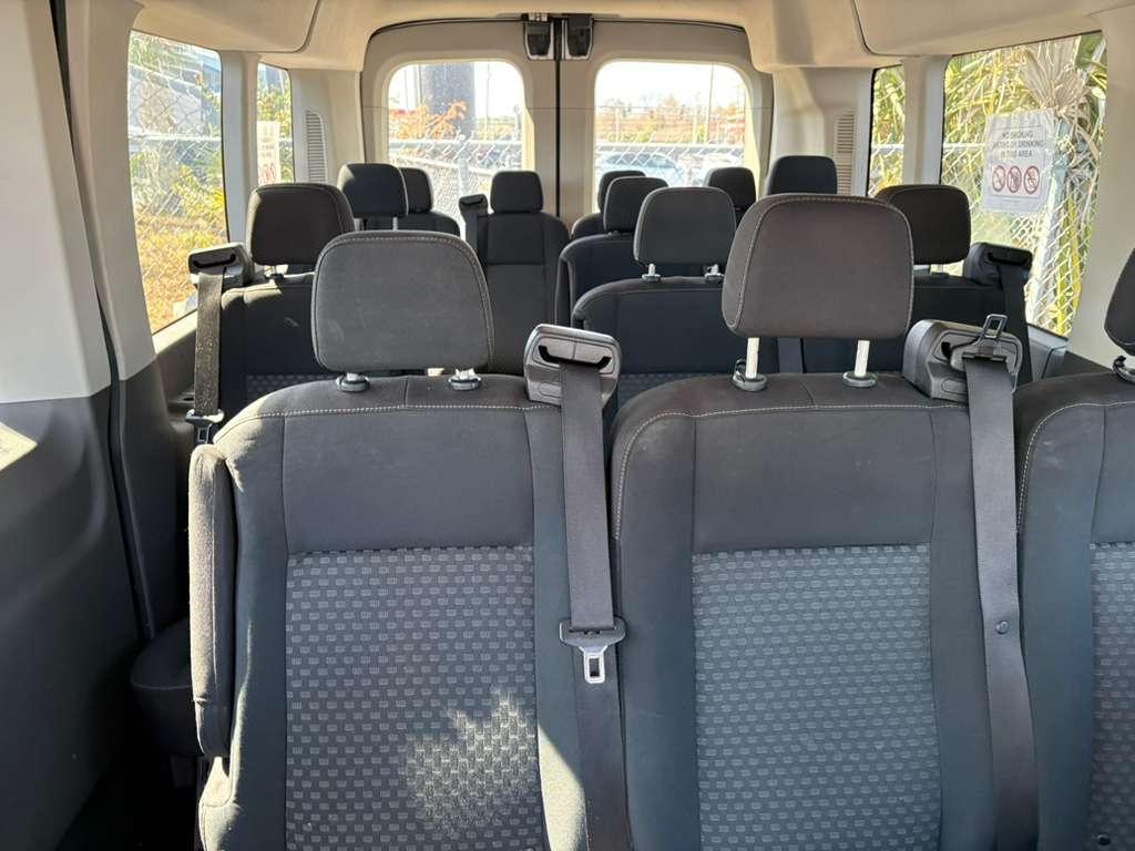 Ford Transit 350 Wagon Med. Roof XL w/Sliding Pass. 148-in. WB 2021